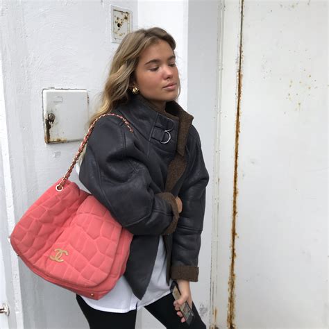 channel pink bag|matilda djerf pink chanel bag.